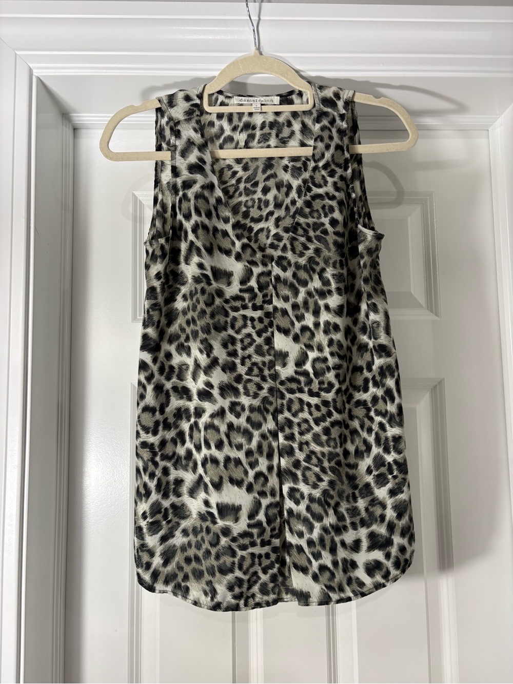 Daniel Rainn Sleeveless Leopard Print Dress Neutral Black/Gray